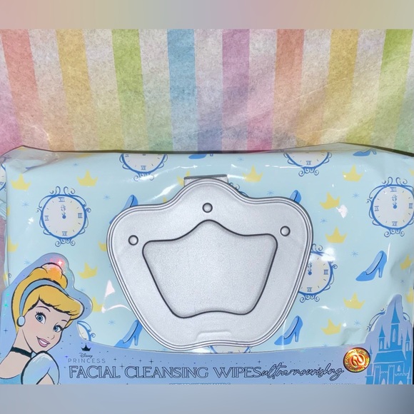 Disney Cinderella Princess Bath and Body Set - Picture 4 of 13